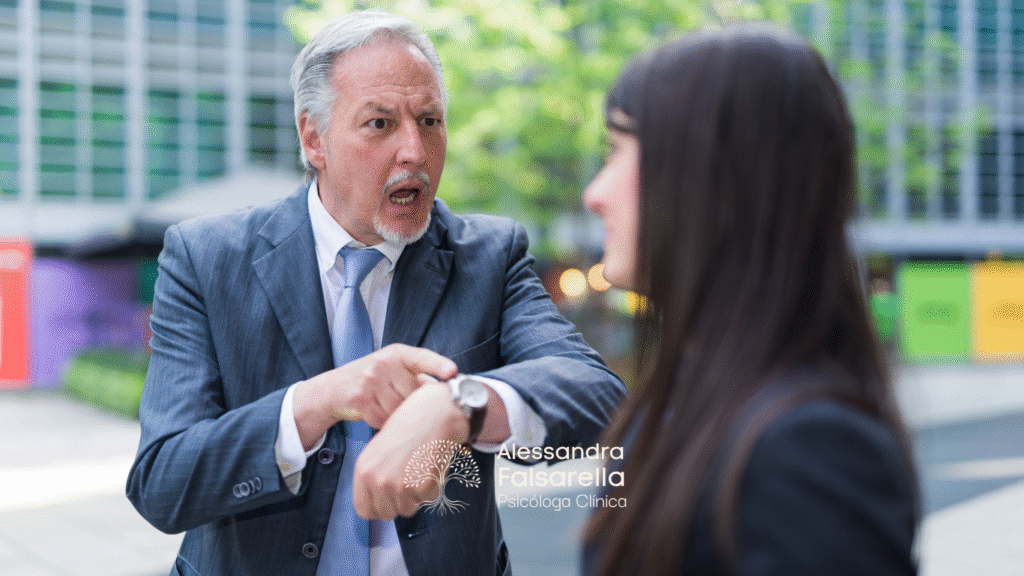 A imagem atual não possui texto alternativo. O nome do arquivo é: foto-Site-1.png